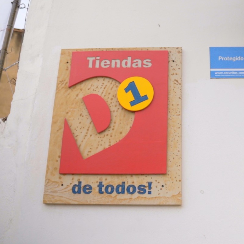 TIENDAS D1 FONDO MINIATURA